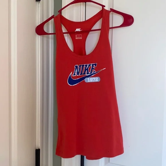 Nike Tank Top Women’s Medium Red 1972 - Picture 1 of 6